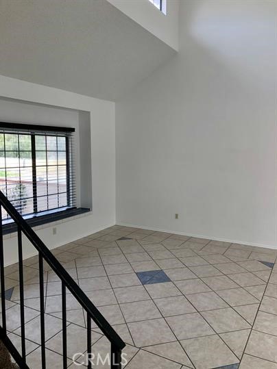 1120 W Gilman Property Photo 4