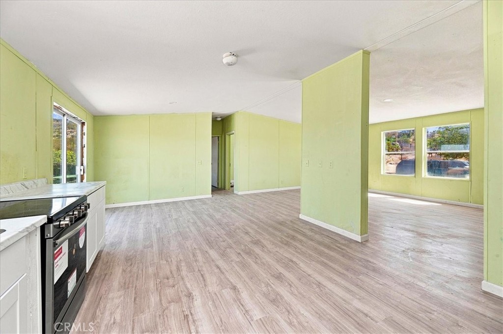 61200 Indian Paint Brush Property Photo 49