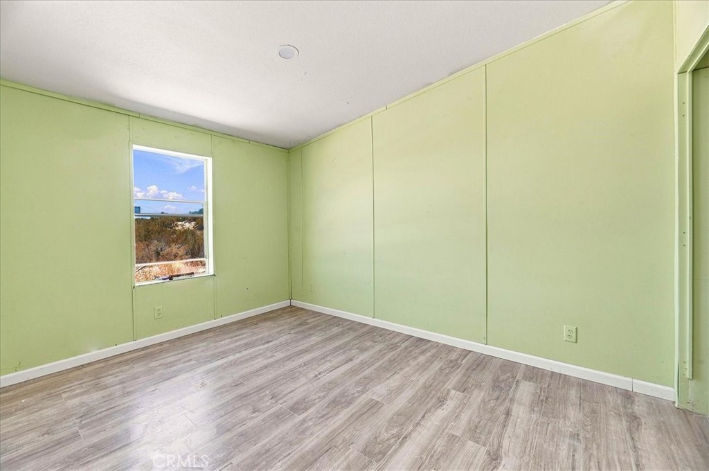 61200 Indian Paint Brush Property Photo 53