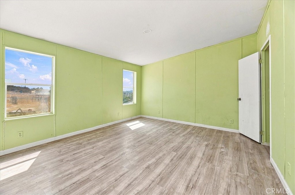 61200 Indian Paint Brush Property Photo 54