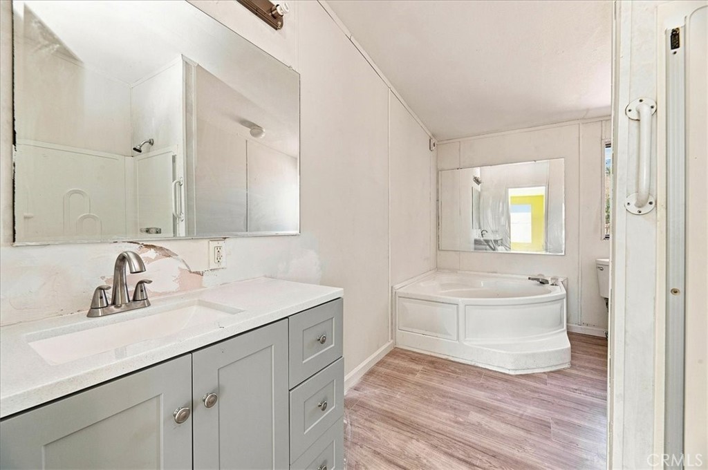 61200 Indian Paint Brush Property Photo 55