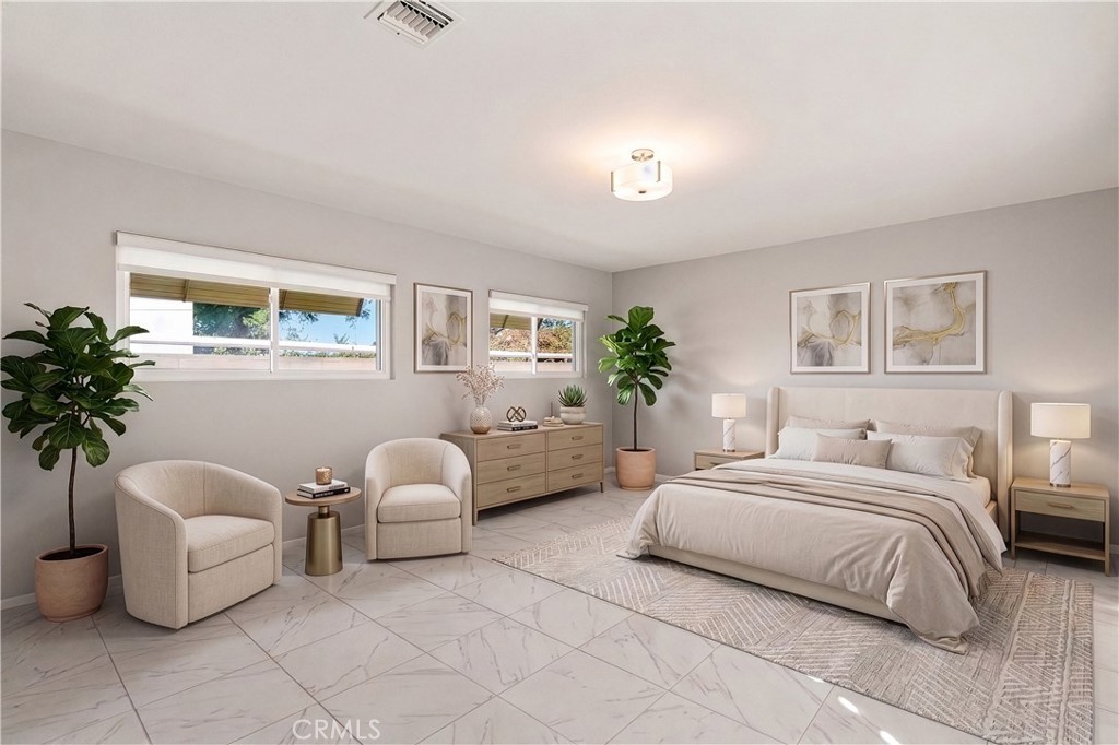 13633 Beach Street Property Photo 16