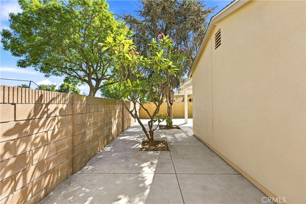 13633 Beach Street Property Photo 27
