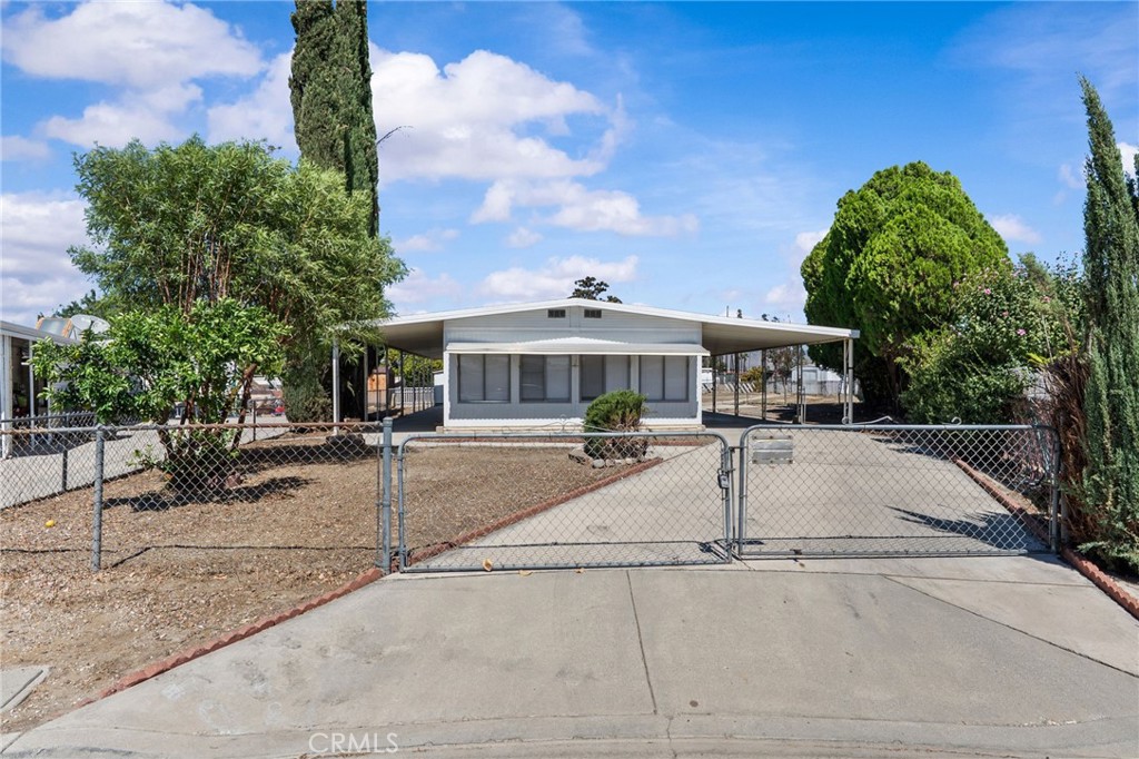 324 Long Street Property Photo 1