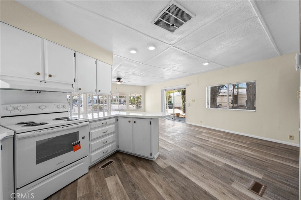 324 Long Street Property Photo 10