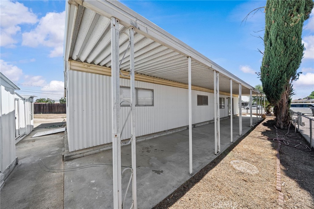 324 Long Street Property Photo 27