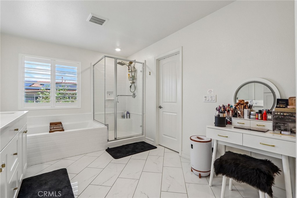 29292 Caravel Drive Property Photo 32