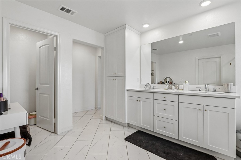 29292 Caravel Drive Property Photo 34