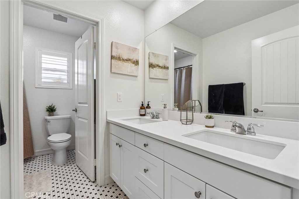 29292 Caravel Drive Property Photo 38