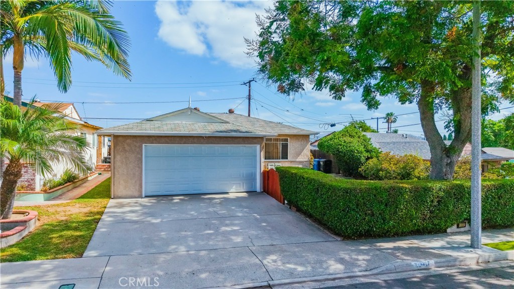 13337 Trumball Property Photo 2