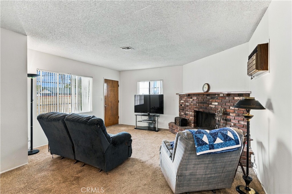 13337 Trumball Property Photo 19