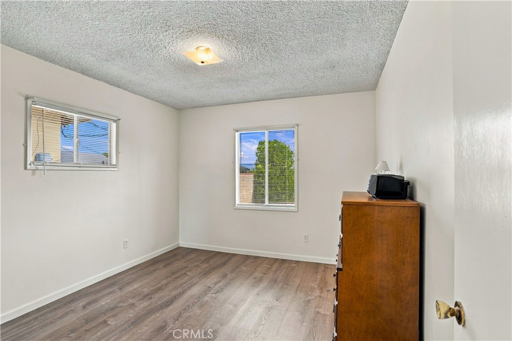 13337 Trumball Property Photo 26
