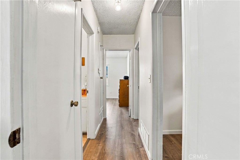 13337 Trumball Property Photo 28
