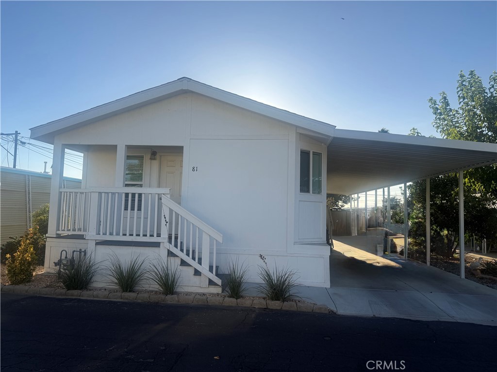 25521 Lincoln 81 Property Photo 1
