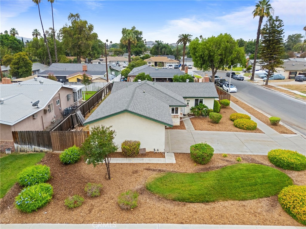 4386 Toyon Road Property Photo 4