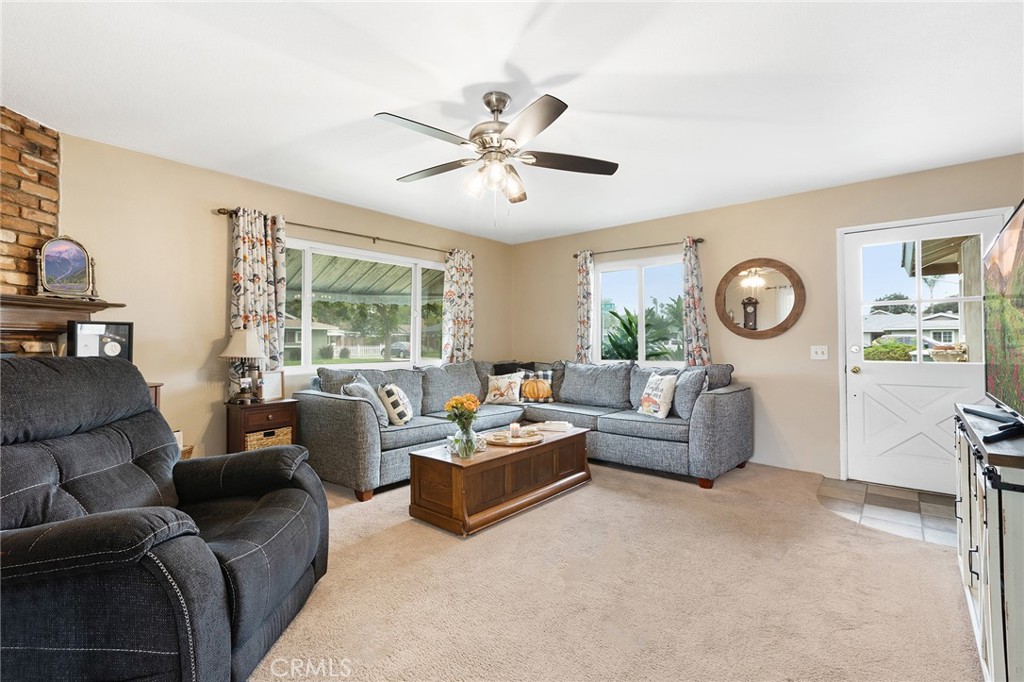4386 Toyon Road Property Photo 16
