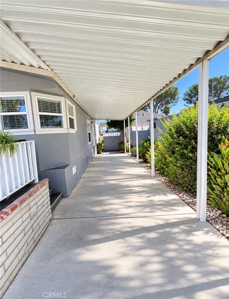 220 S Elk Street 101 Property Photo 2