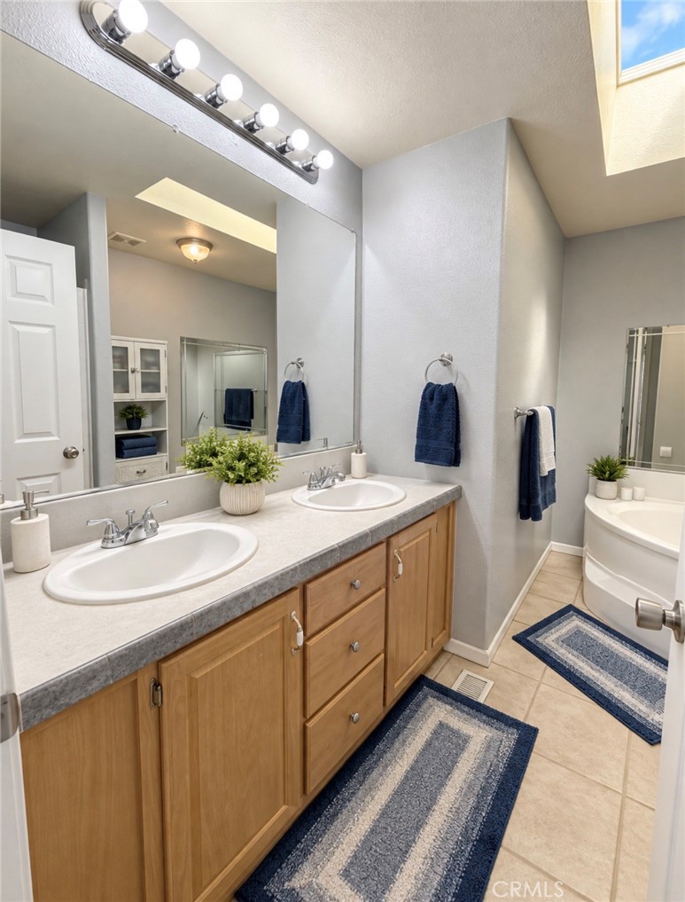 220 S Elk Street 101 Property Photo 14