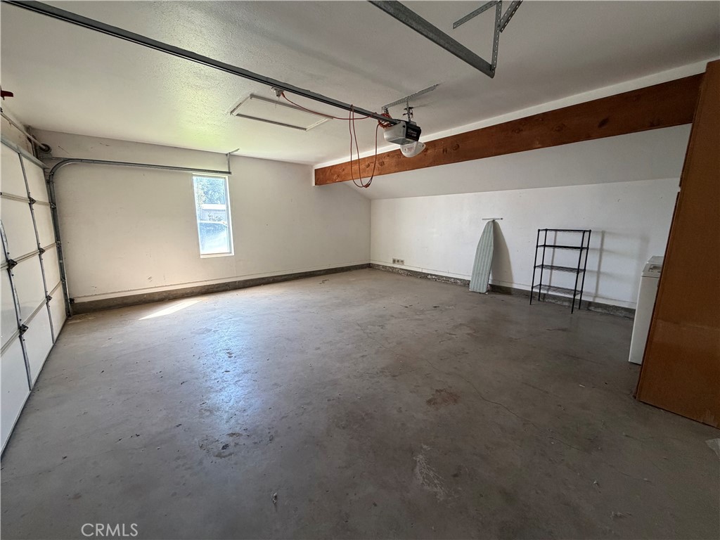 499 N 10th Property Photo 18