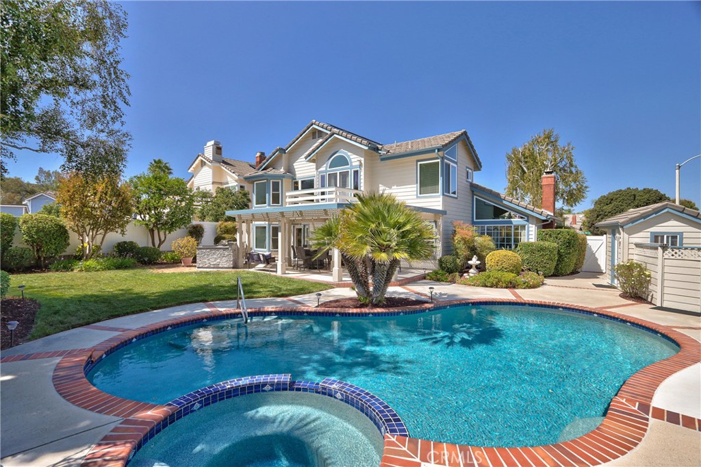 30569 Bridgeview Circle Property Photo 1