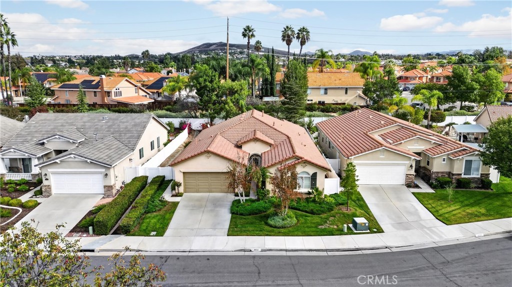39512 Almaden Property Photo 1