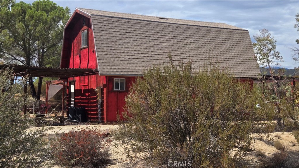 59441 Burnt Valley Road Property Photo 5