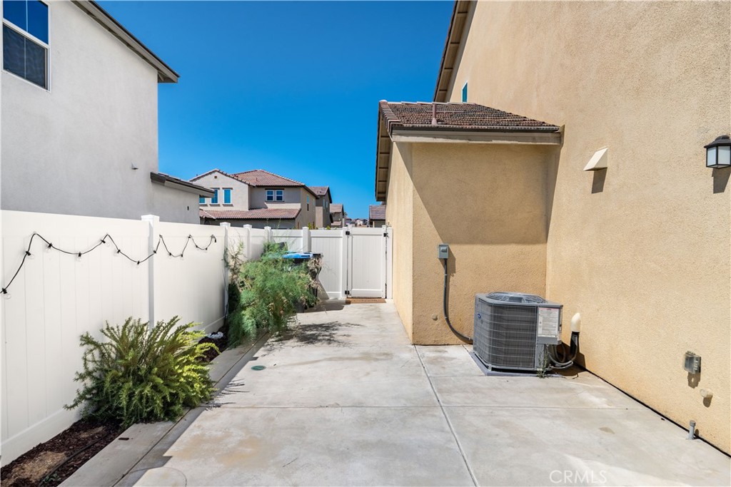 31667 Cobalite Property Photo 28
