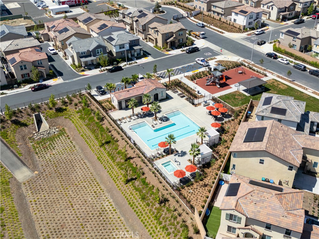 31667 Cobalite Property Photo 31
