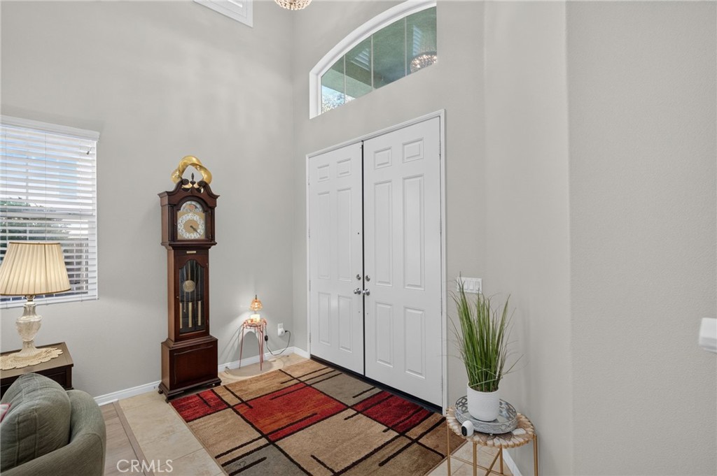 30392 Terrain Property Photo 7