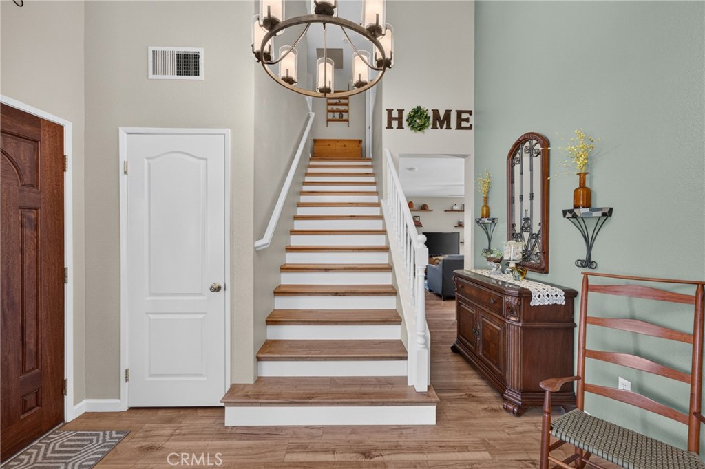 977 Sussex Property Photo 6