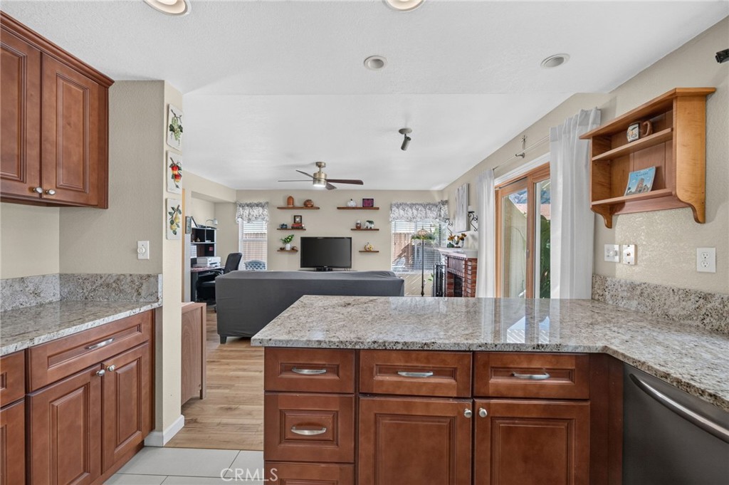 977 Sussex Property Photo 14