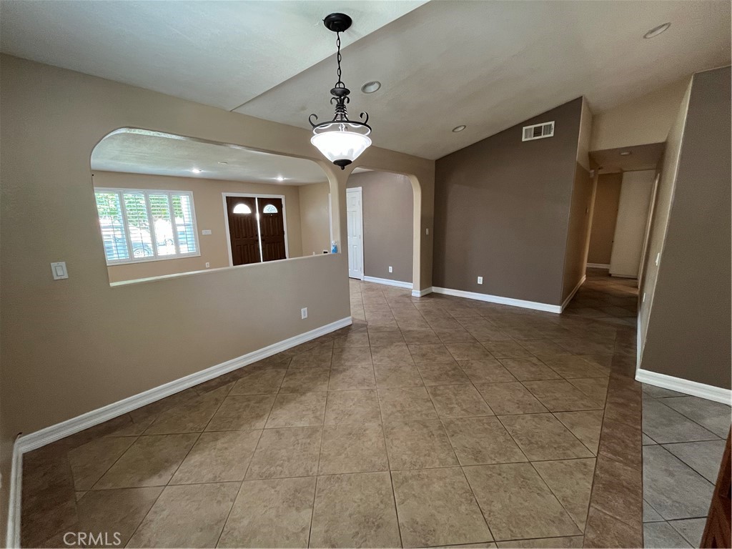 11651 Old Field Avenue Property Photo 3
