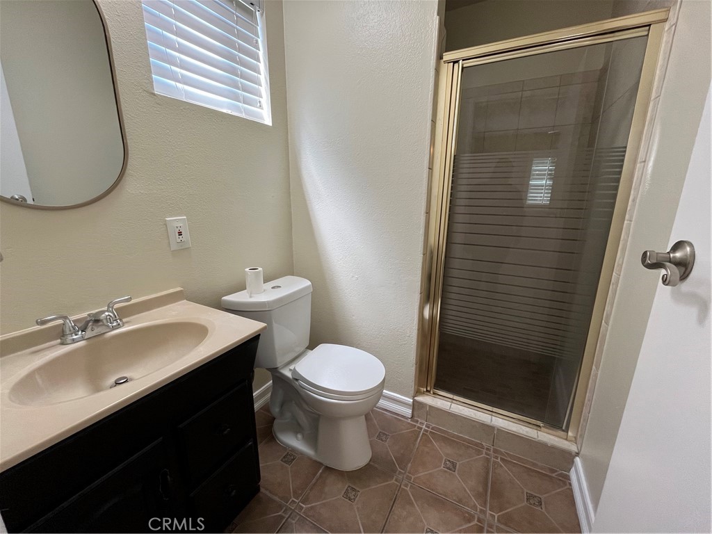 11651 Old Field Avenue Property Photo 6