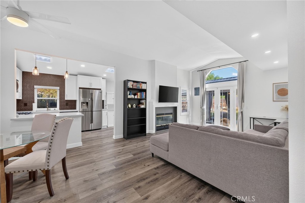 25998 Summer Dawn Court Property Photo 6