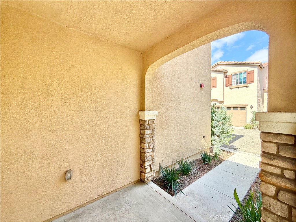 24242 Hazelnut Avenue Property Photo 6