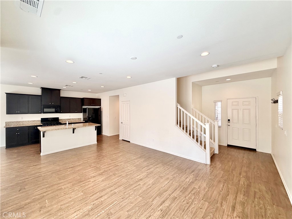 24242 Hazelnut Avenue Property Photo 9