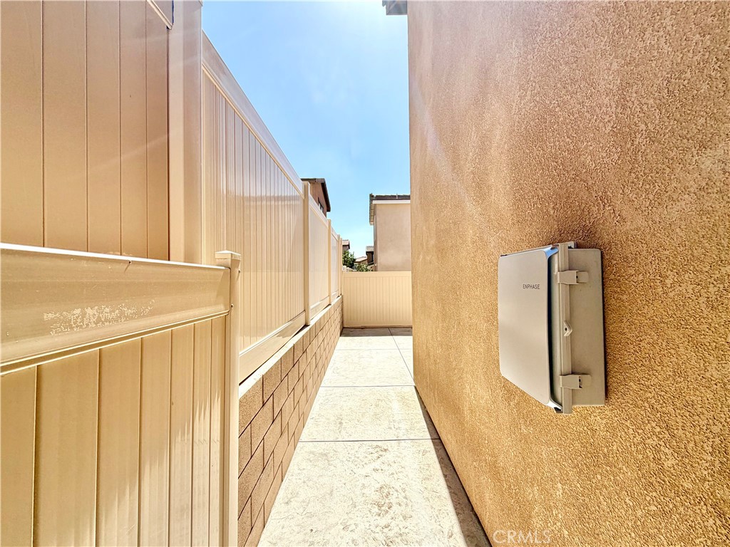 24242 Hazelnut Avenue Property Photo 39