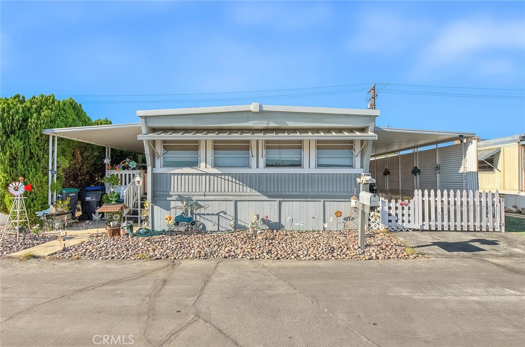 45055 Florida Ave E 58 Property Photo 5
