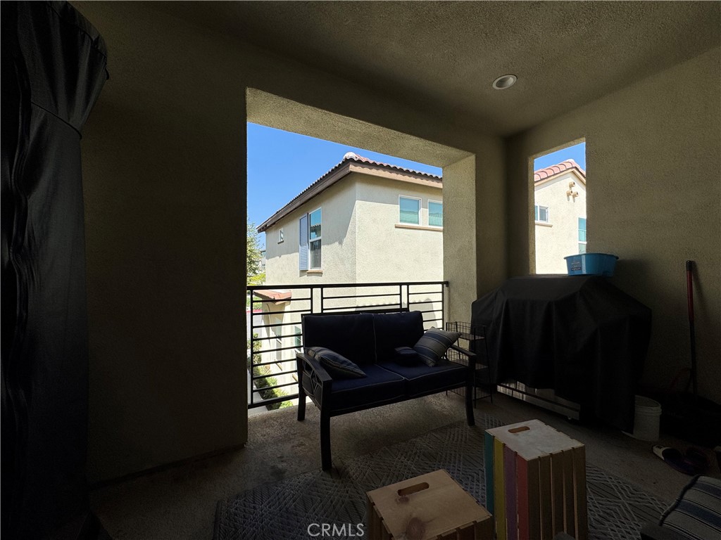9501 Retreat Property Photo 11