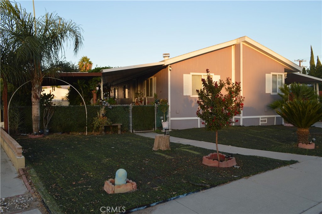 115 N Manzanita Court Property Photo 1