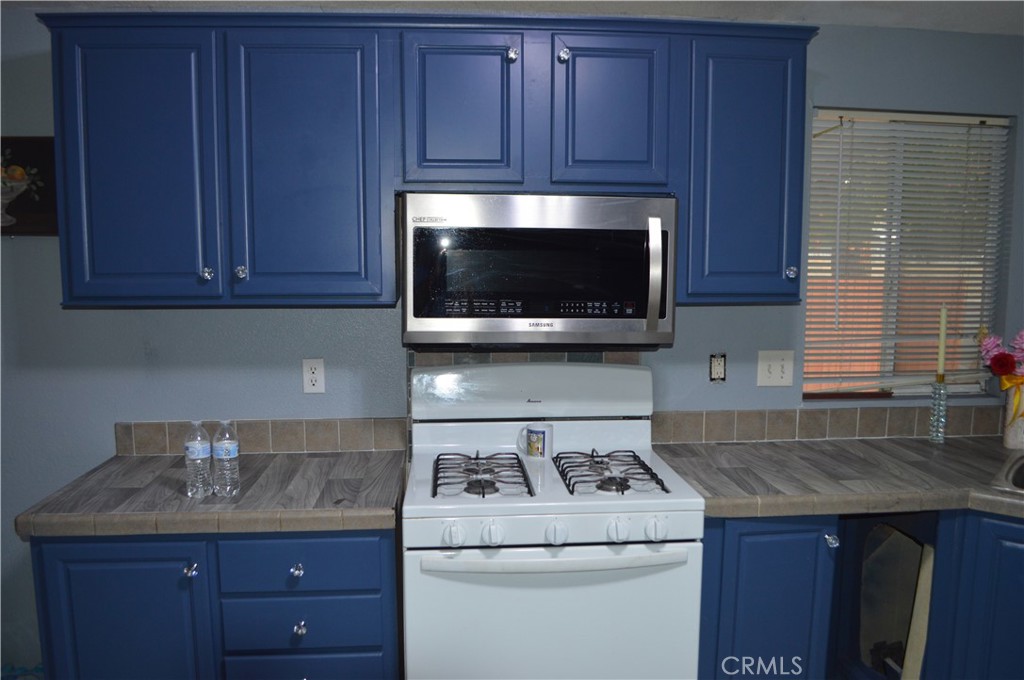 115 N Manzanita Court Property Photo 8