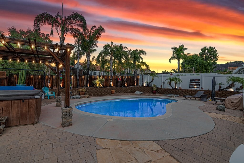 36345 Provence Property Photo 3