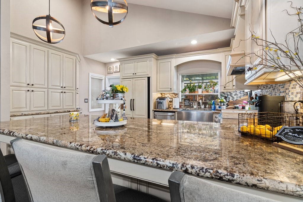 36345 Provence Property Photo 10