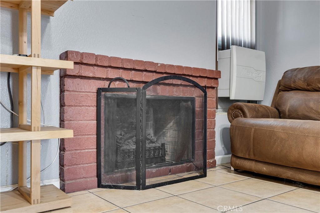 10716 Wakefield Street E Property Photo 19