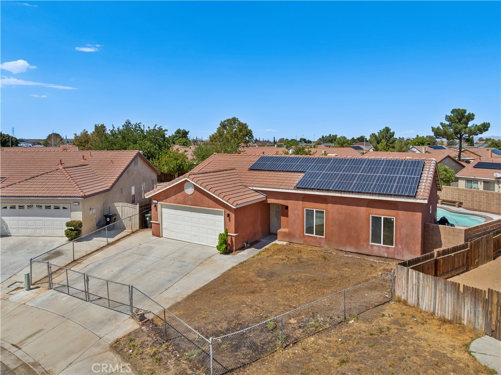 10716 Wakefield Street E Property Photo 48