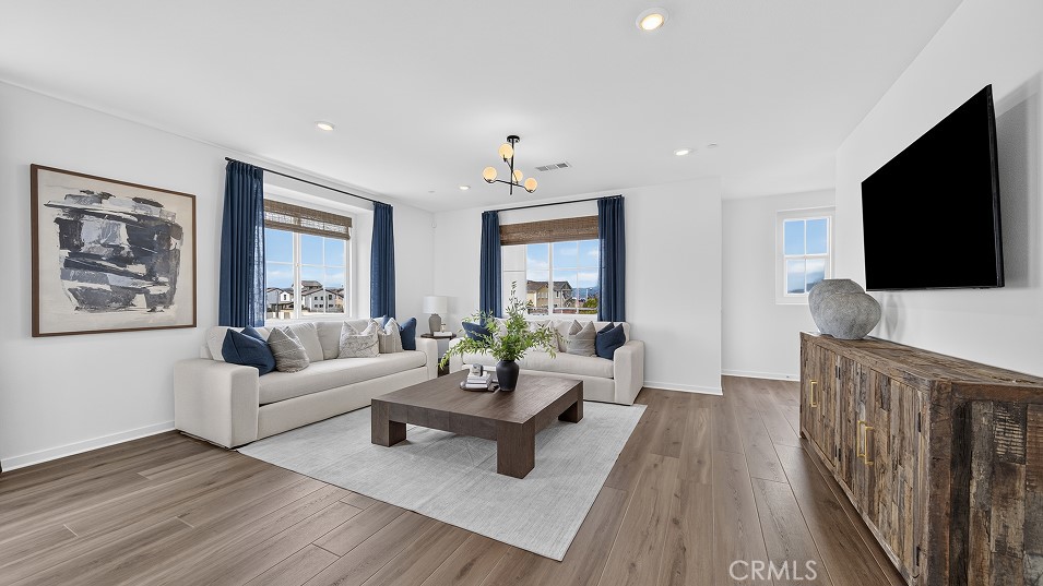 8368 Toyon Street Property Photo 4