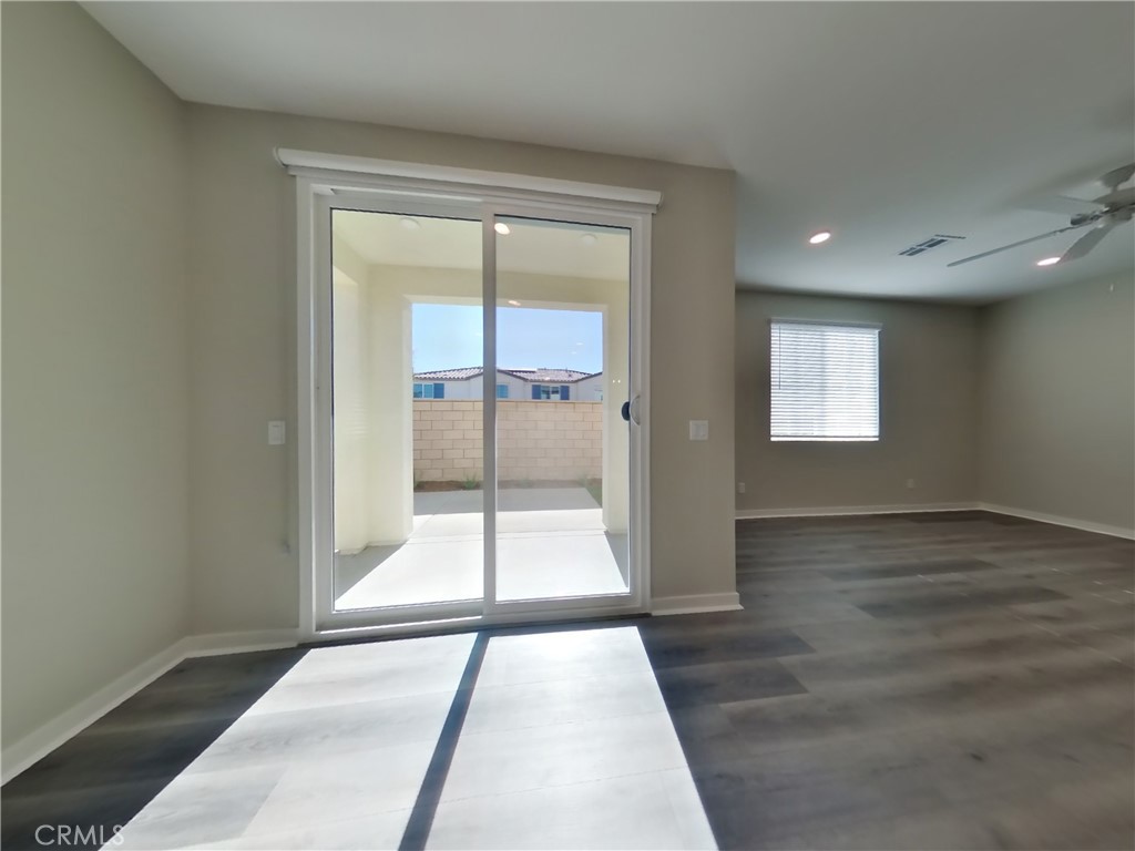 28112 Callie Way Property Photo 5