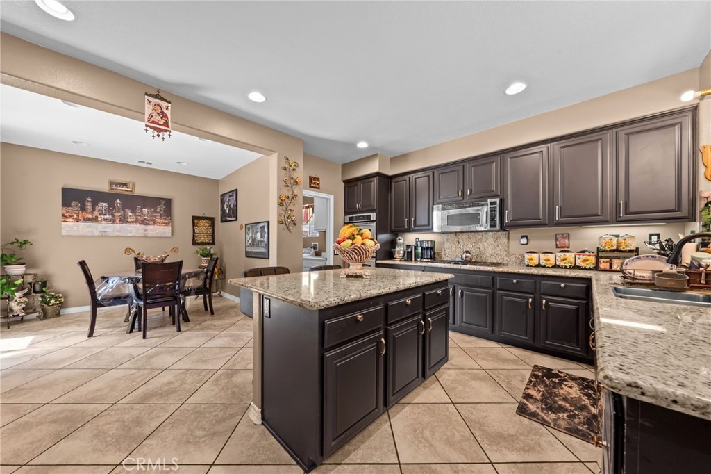 27488 Murrieta Oaks Property Photo 20