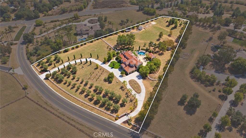 20855 Avenida Castilla Property Photo 3