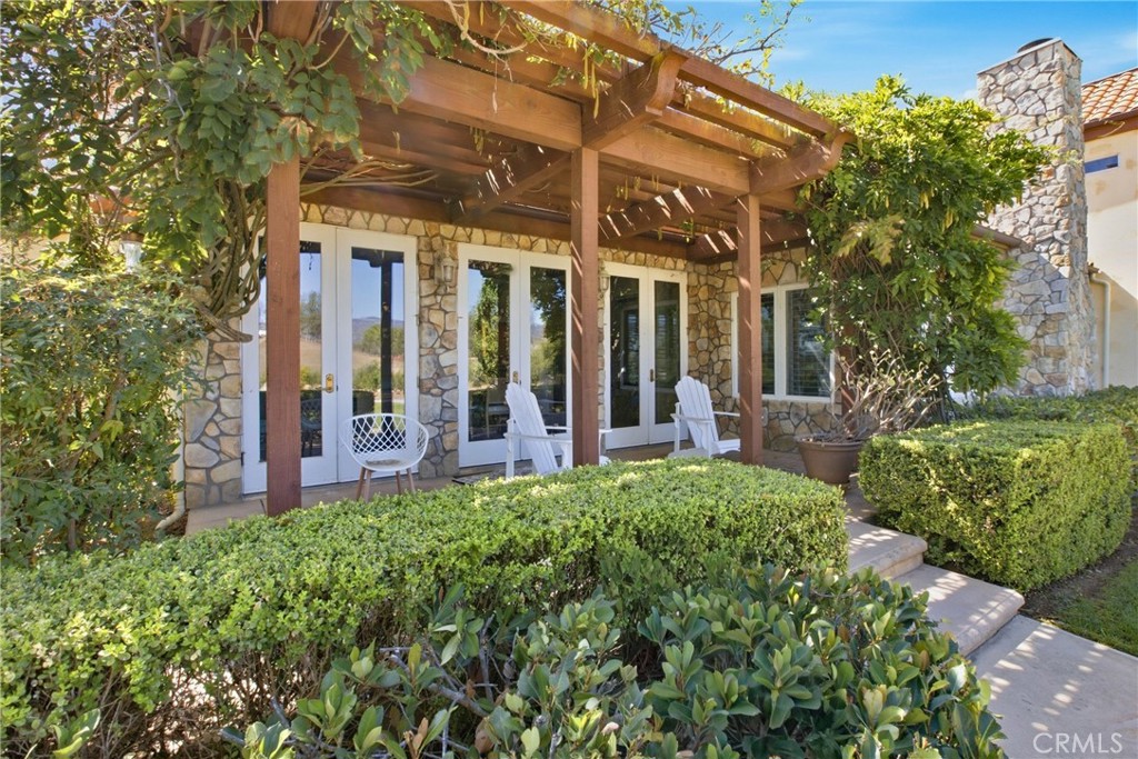 20855 Avenida Castilla Property Photo 13